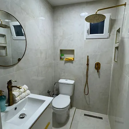 Eleora House