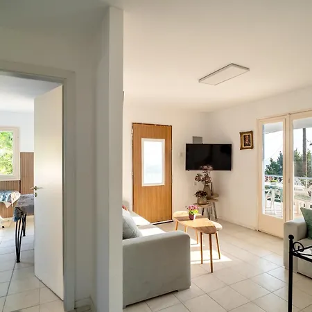 בית נופש Eleora House *