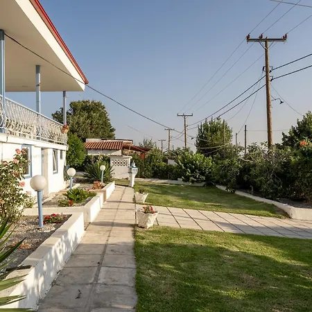 Eleora House בית נופש