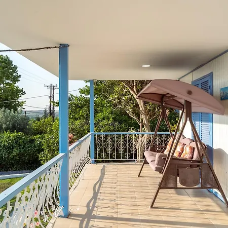 Eleora House בית נופש