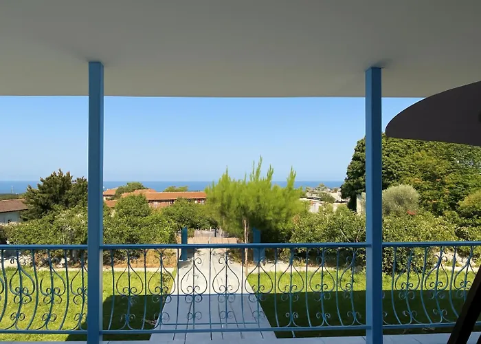 Eleora House * Néa Irákleia