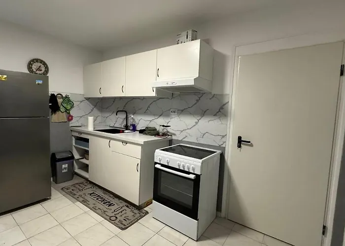 Feriehus Eleora House Néa Irákleia